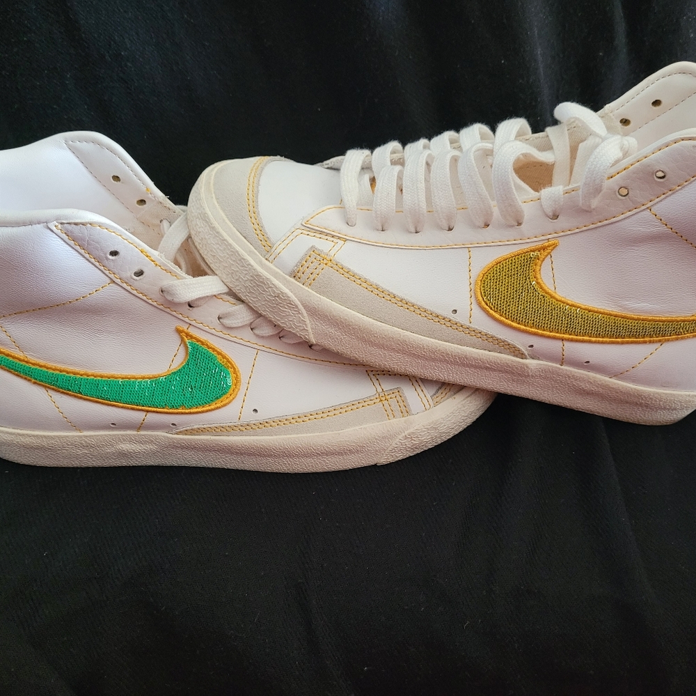 Nike Blazer Mid 77 (GS) Rayguns 6.5 Y